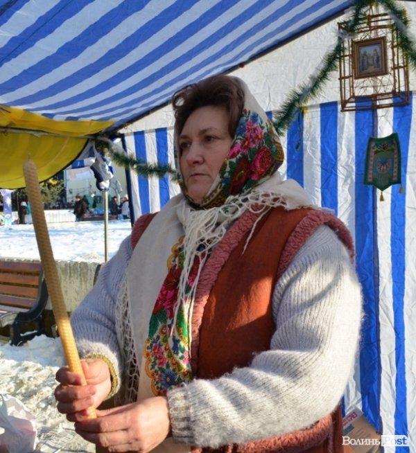 У Луцьку куштують, п’ють та лікуються медами. ФОТО  