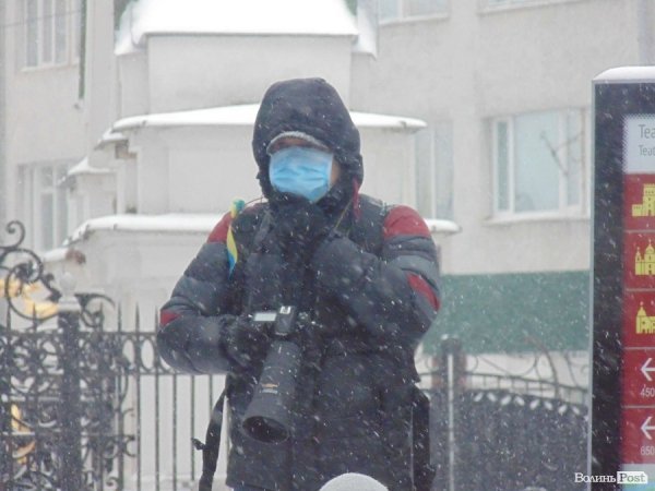 Віче на луцькому Євромайдані. ФОТО