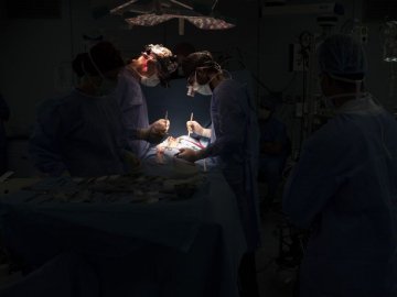 «Хочу побачити, як діти повернуться з фронту»: волинянка, якій зробили унікальну операцію у райлікарні
