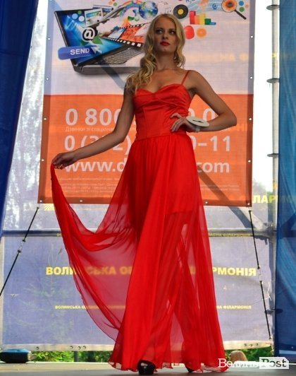 Конкурс краси: у Луцьку вибрали «першу леді Волині». ФОТО 