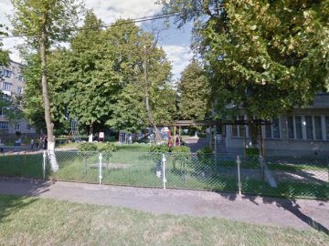 На Волині у виховательки біля дитсадка вкрали велосипед