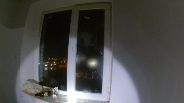 Лучанин через сварку з дівчиною залив кров’ю під’їзд