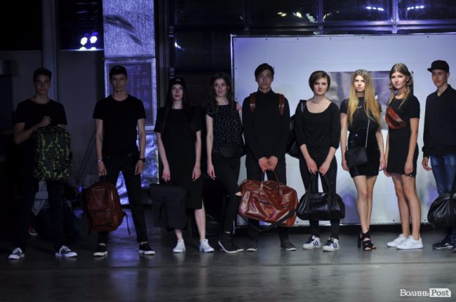 Свято краси і моди: як мийку в Луцьку перетворили на модний подіум