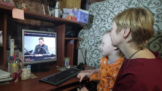 «Перевіряю себе щороку»: вчителька з Волині про перемогу в радіодиктанті-2021.ВІДЕО