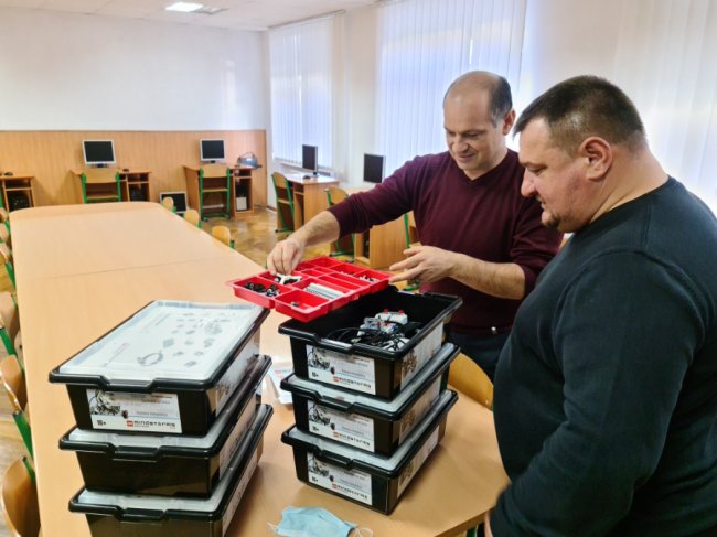 У Підгайцівському ліцеї діти зможуть займатися STEАM- освітою. ФОТО. ВІДЕО