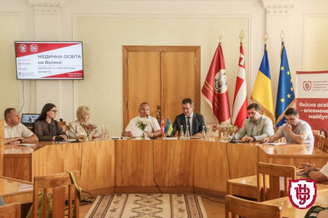 Медична освіта на Волині: у ВНУ відбувся круглий стіл. ФОТО