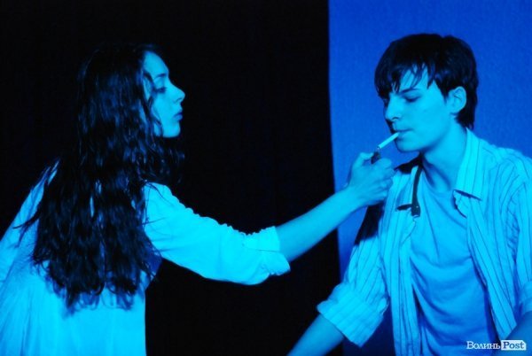 драма «Зірки»