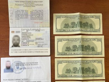 У «Ягодині» двоє чоловіків намагалися підкупити прикордонника, аби  потрапити за кордон