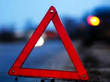 На Житомирщині легковик придавив 10-річного хлопчика