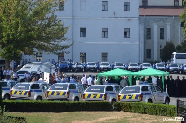 Волинській поліції передали 38 автомобілів з ЄС. ФОТО 