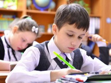 Українських школярів хочуть навчити протистояти російській пропаганді
