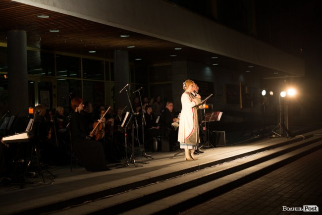 «Перша хвилина миру»: лучани вшанували полеглих воїнів. ФОТО