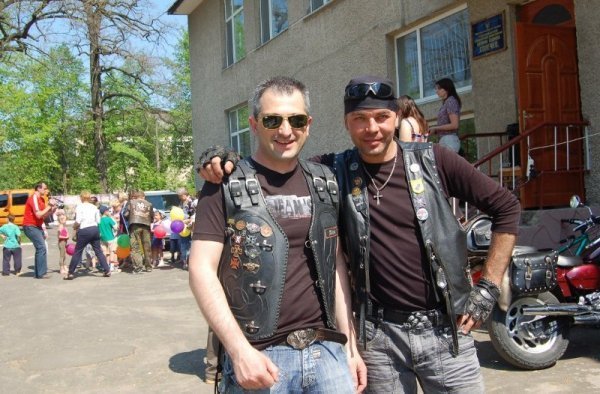 Байкери привезли дітям гостинці