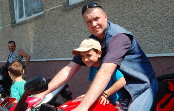 Байкери привезли дітям гостинці