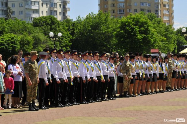 Фото випускного у військовому ліцеї в Луцьку