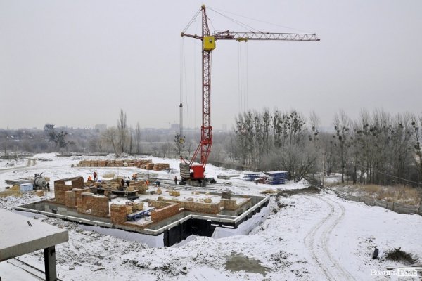 «Супернова»: будівництво набирає обертів*