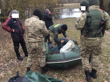 На Волині затримали рибалок-браконьєрів