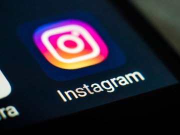 Instagram зробить приватними акаунти дітей