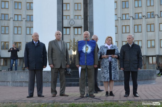 Луцьк приєднався до всеукраїнської акції протесту профспілчан. ФОТО