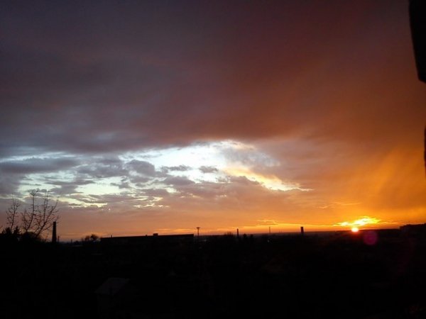 Захід сонця в Луцьку. ФОТО