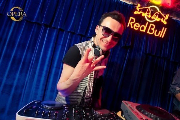 «Дєвішнік» у луцькому клубі. ФОТО