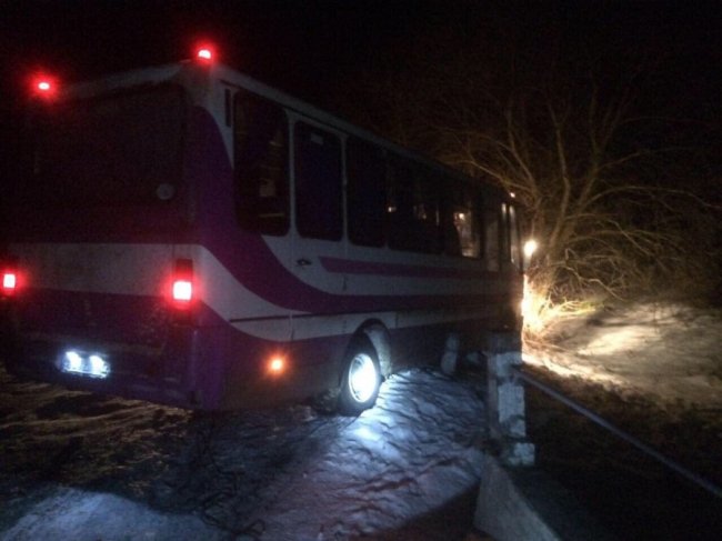 За вихідні на Волині рятувальники випхали з заметів сім машин. ФОТО