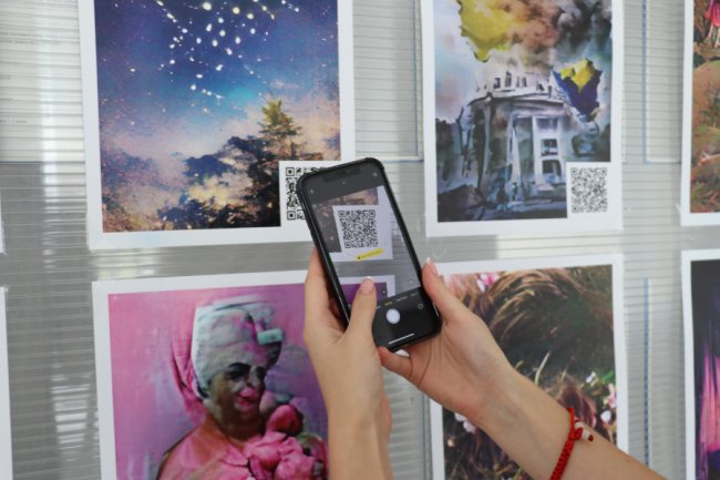 У волинському університеті штучний інтелект створює картини з пісень