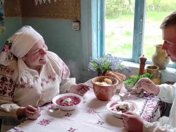 Волиняни поділилися секретами приготування борщу, що визнали найкращим у всеукраїнському конкурсі