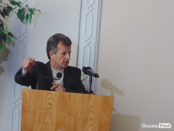 У Луцьку «допитали» претендентів на головного лікаря Волині