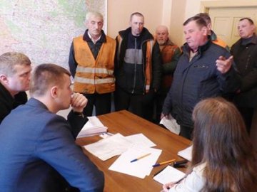 Іваничівським дорожникам почали виплачувати заборговані зарплати