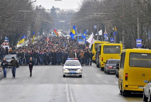 Луцьк. Віче і марш Майдану. ФОТО