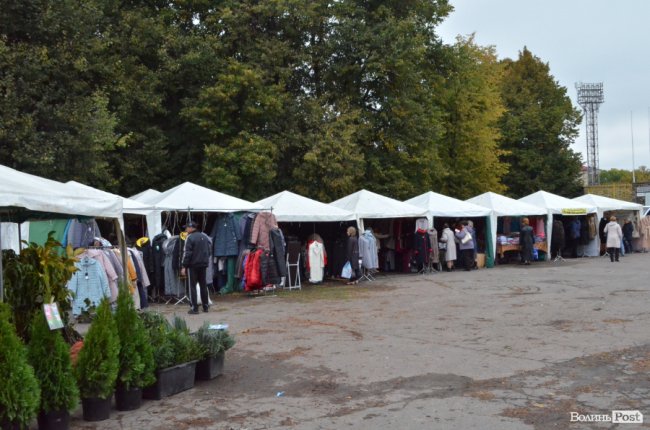 До кольору, до вибору і без «кусючих» цін: у Луцьку відкрився Харківський ярмарок*