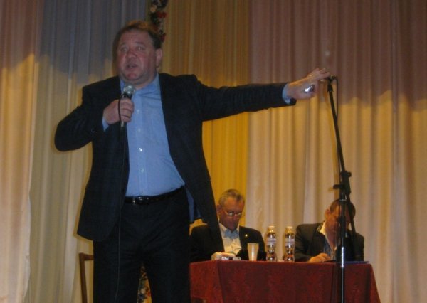 Бенюк на Волині агітував за Тягнибока