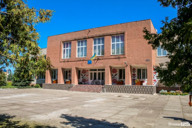 Безіменна вулиця і неназваний ставок: чим особливий неквапливий Вишків. ФОТО