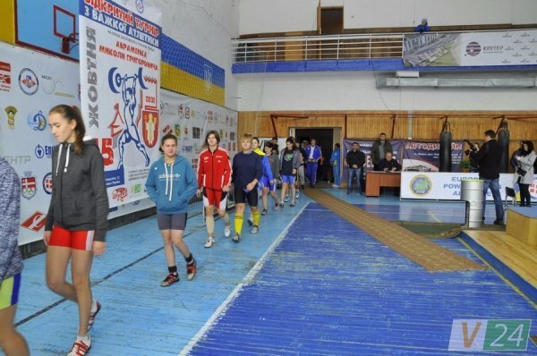 У Луцьку змагалися штангісти. ФОТО