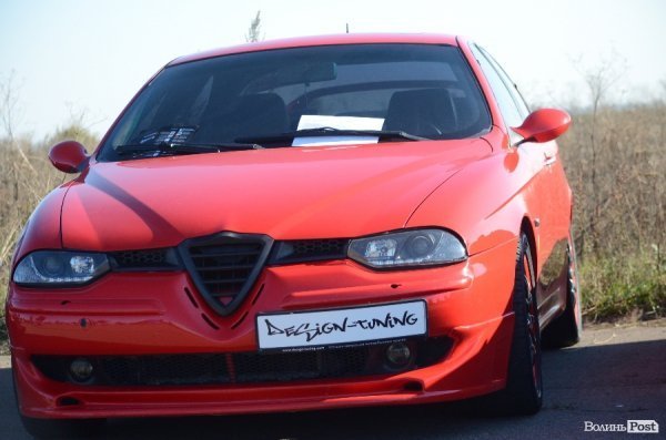 Під Луцьком відбувся чемпіонат з дрег-рейсингу. ФОТО