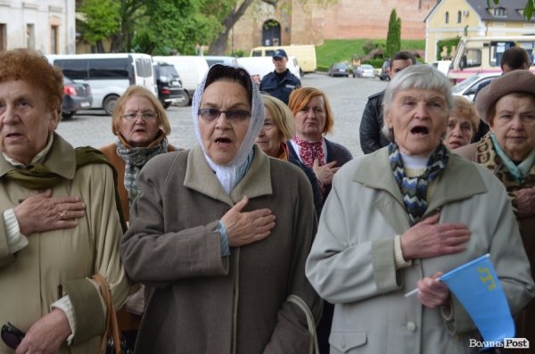 Лучани вшанували пам'ять депортованих кримських татар. ФОТО