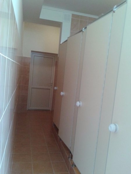 У Луцькій ЗОШ №19 зробили ремонт. ФОТО