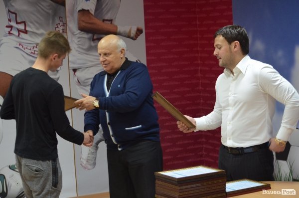 «Новий Луцьк» підписав меморандум про допомогу юним футболістам. ФОТО*