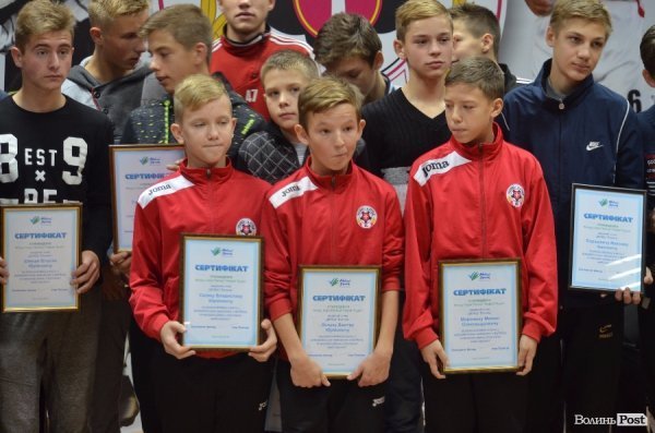 «Новий Луцьк» підписав меморандум про допомогу юним футболістам. ФОТО*