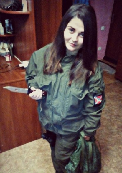 В українських військових стріляла 19-річна снайперка, - СБУ. ФОТО