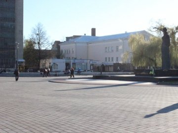 «Театральний майдан – це малофункціональна транзитна зона», – луцький дизайнер