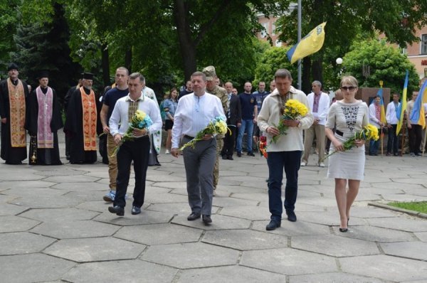 У Ковелі вшанували пам'ять бійців, які загинули під час АТО. ФОТО
