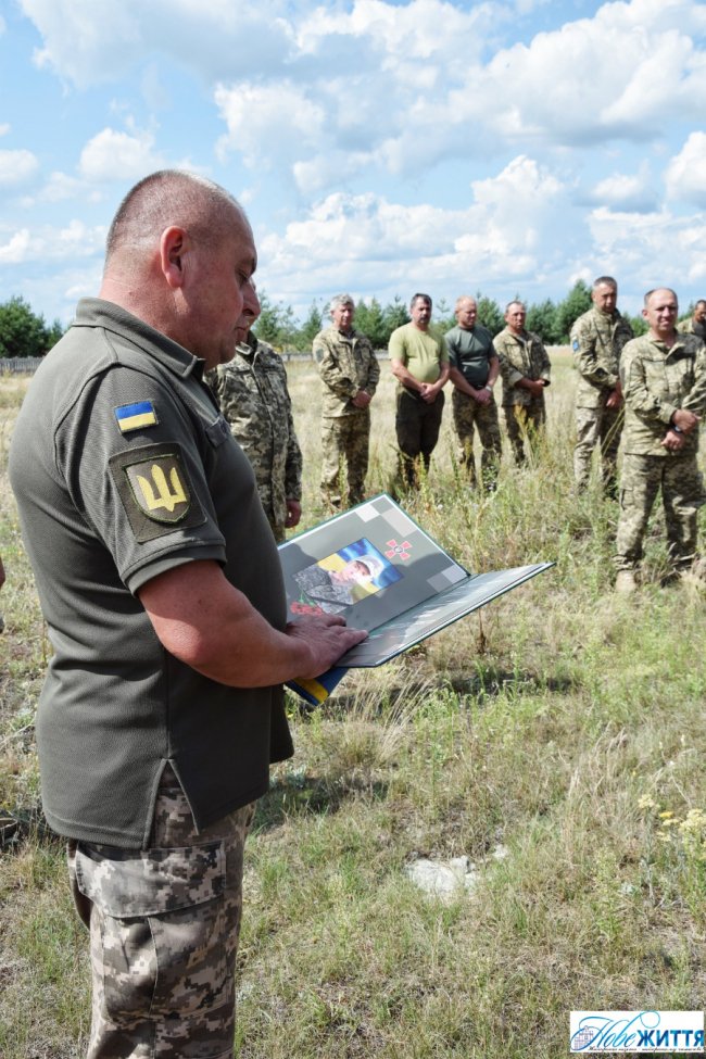 На Волині попрощалися з Героєм Миколою Комяком, який загинув на Харківщині. ФОТО