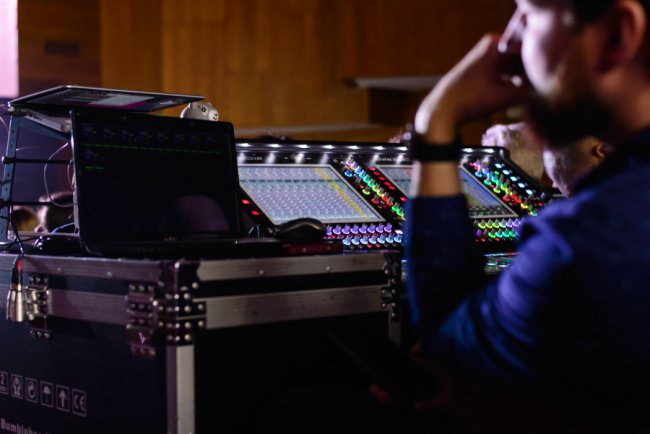 Ніжність, поєднана з вибуховим драйвом: у Луцьку гурт «Без Обмежень» дав два неймовірних концерти. ФОТО