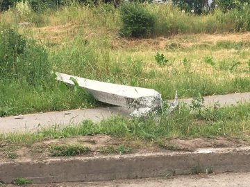 У місті на Волині внаслідок ДТП впала електроопора