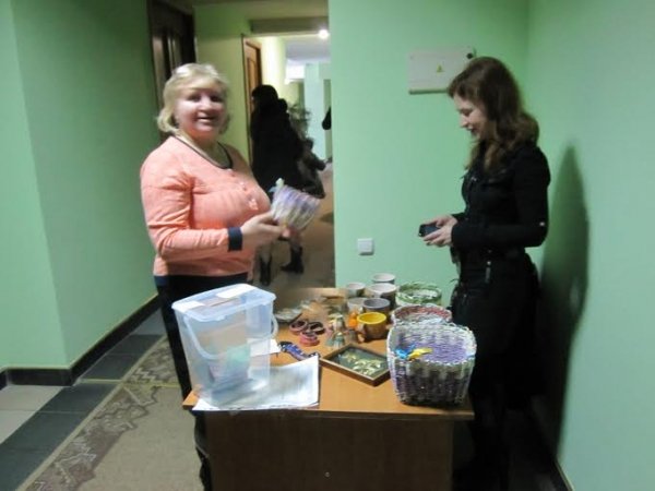 Як луцькі волонтери у податковій збирали на допомогу бійцям АТО. ФОТО