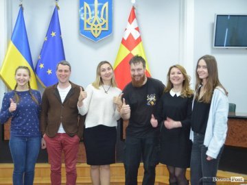 Розповіли, у скільки обійдеться Луцьку фотозона у середньовічних костюмах