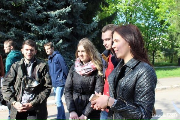 У Луцьку до свят прибрали 15 зелених зон. ФОТО