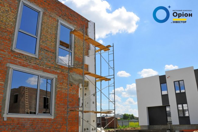 Перші квадрохауси у Луцьку: у ЖК «Оріон» кипить робота. ФОТО*